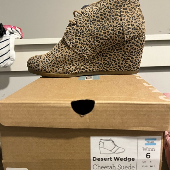 TOMS Cheetah Print Suede Booties - Picture 2 of 3